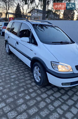 Мінівен Opel Zafira 2002 в Коломиї