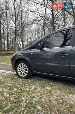 Мінівен Opel Zafira 2007 в Конотопі