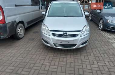 Минивэн Opel Zafira 2010 в Луцке