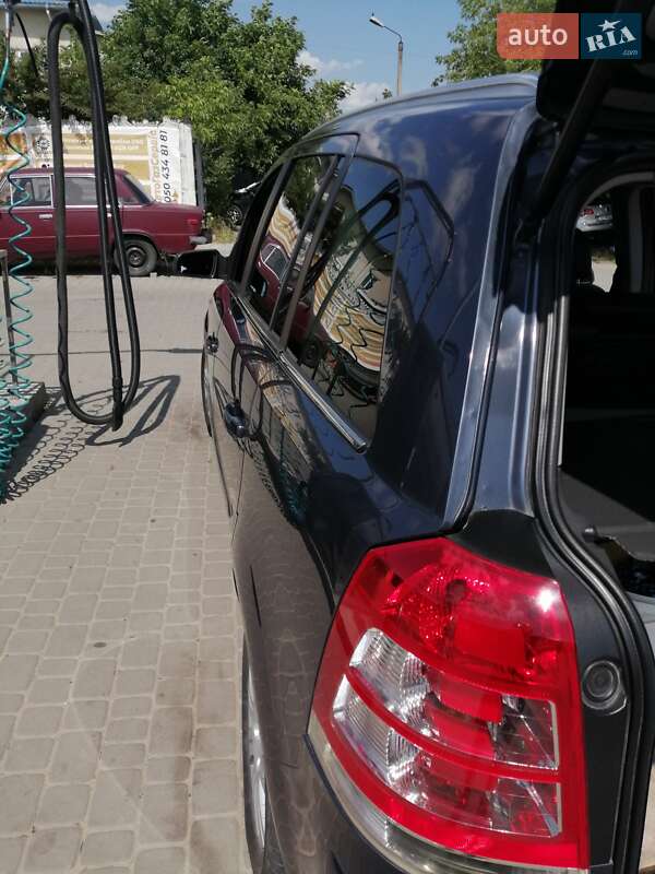 Opel Zafira 2009
