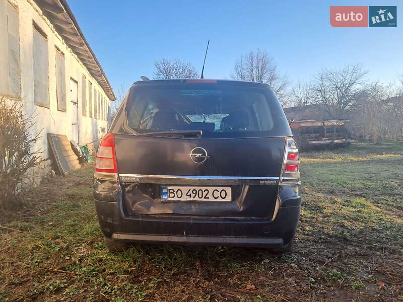 Минивэн Opel Zafira 2008 в Залещиках