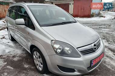 Минивэн Opel Zafira 2014 в Чернигове