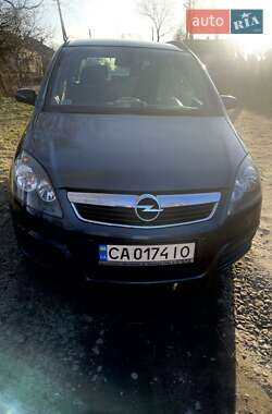 Минивэн Opel Zafira 2006 в Локачах