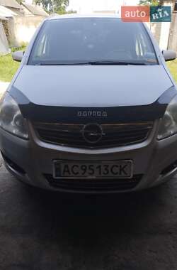 Минивэн Opel Zafira 2008 в Луцке