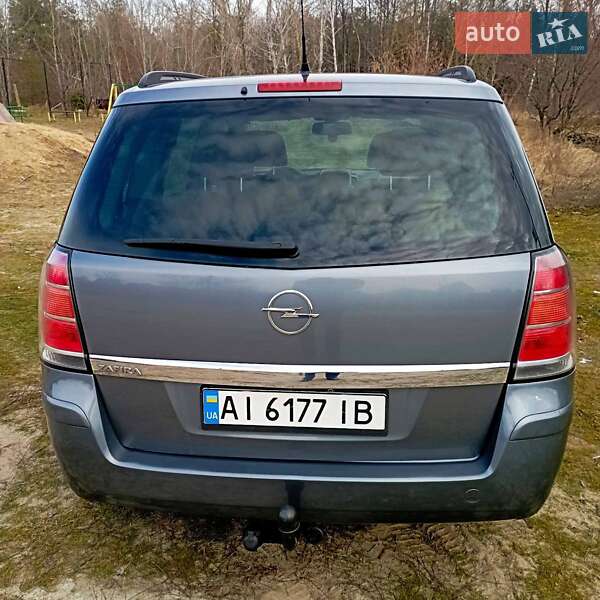 Мінівен Opel Zafira 2006 в Вишгороді