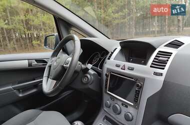 Мінівен Opel Zafira 2012 в Києві