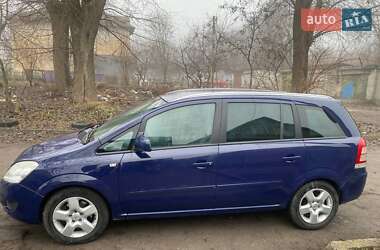 Мінівен Opel Zafira 2013 в Дніпрі