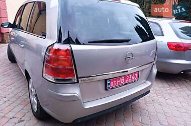 Минивэн Opel Zafira 2007 в 