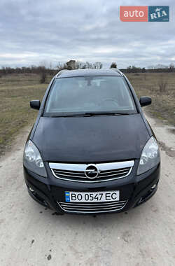 Мінівен Opel Zafira 2010 в Кременці