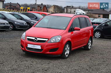 Минивэн Opel Zafira 2008 в Луцке