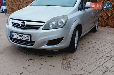 Минивэн Opel Zafira 2010 в Ивано-Франковске