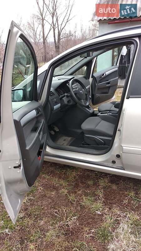 Мінівен Opel Zafira 2007 в Києві фото 9 Мінівен Opel Zafira 2007 в Києві
