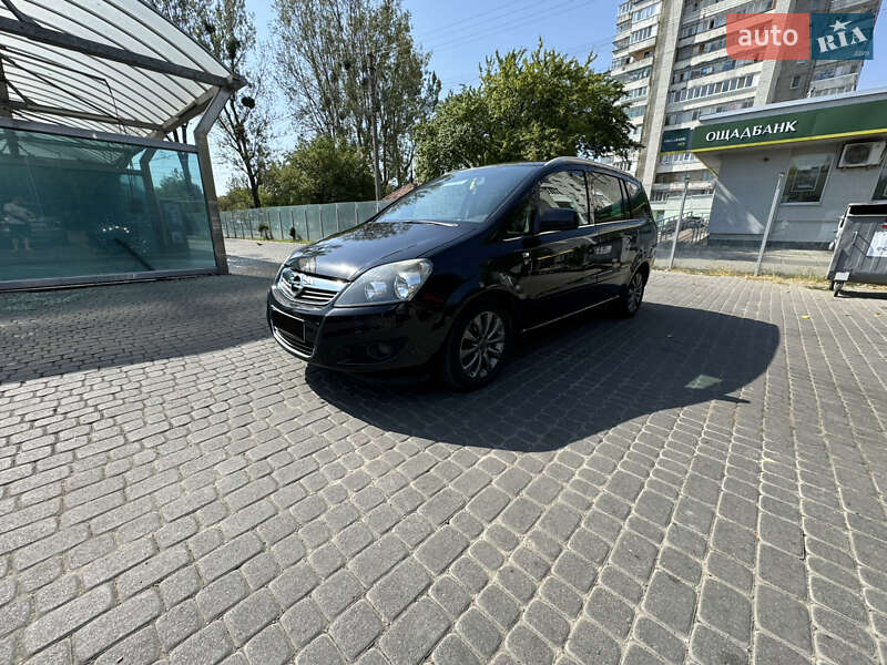 Минивэн Opel Zafira 2010 в Львове фото 8 Минивэн Opel Zafira 2010 в Львове