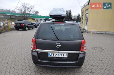 Мінівен Opel Zafira 2013 в Львові