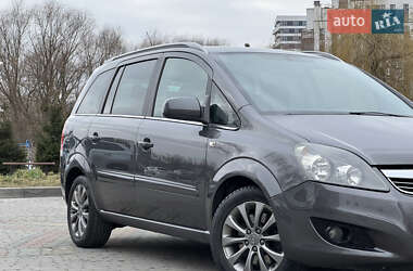 Минивэн Opel Zafira 2011 в Львове