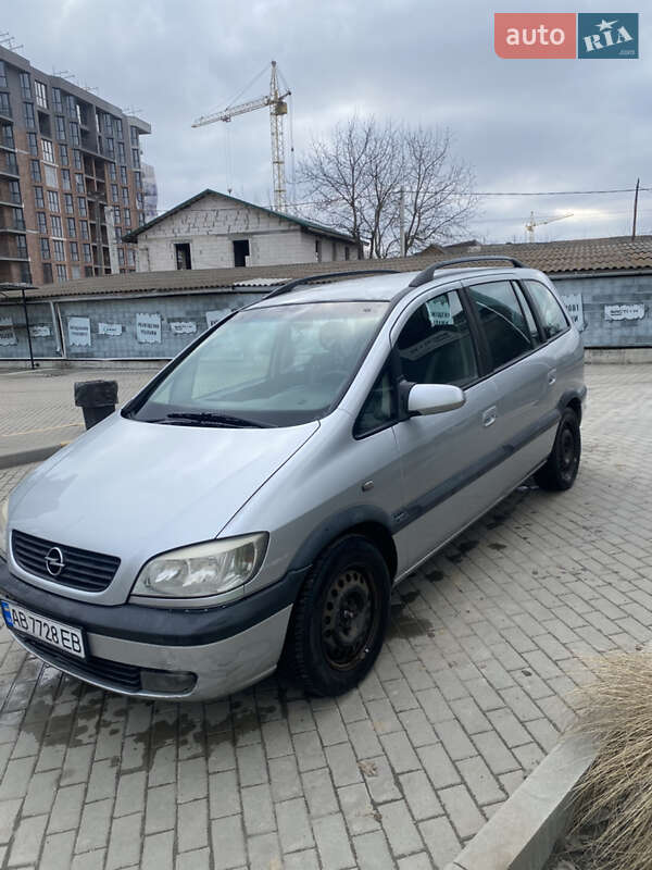 Минивэн Opel Zafira 2003 в Виннице