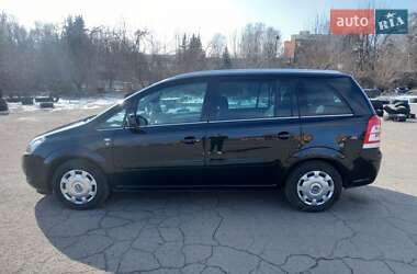 Минивэн Opel Zafira 2010 в Полтаве