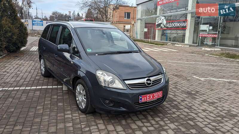 Мінівен Opel Zafira 2011 в Рівному