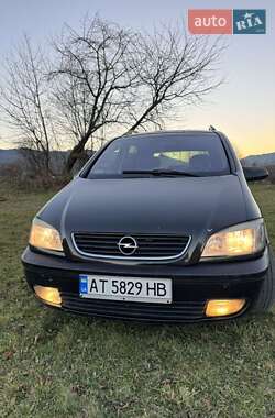 Мінівен Opel Zafira 2001 в Надвірній