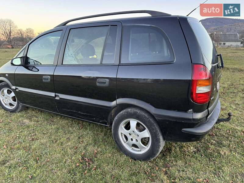 Минивэн Opel Zafira 2001 в Надворной