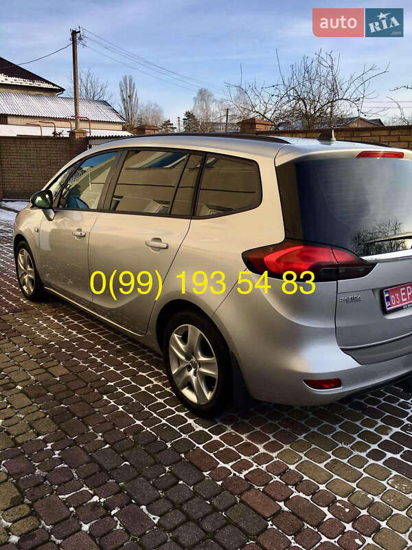 Мінівен Opel Zafira 2016 в 