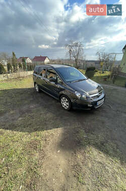 Минивэн Opel Zafira 2014 в Львове