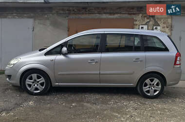 Мінівен Opel Zafira 2009 в 