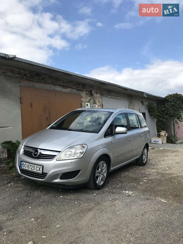 Мінівен Opel Zafira 2009 в 