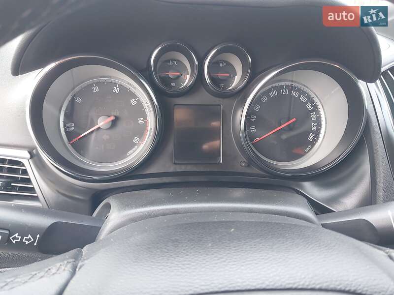 Минивэн Opel Zafira 2014 в Подбуже