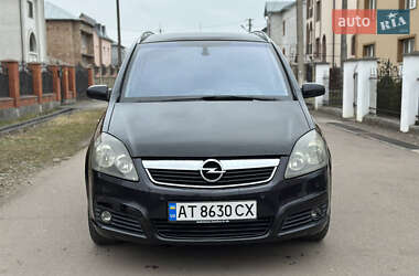 Минивэн Opel Zafira 2006 в Ивано-Франковске