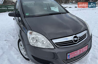 Минивэн Opel Zafira 2009 в Черкассах