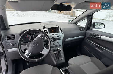 Минивэн Opel Zafira 2009 в Черкассах