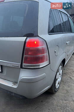 Мінівен Opel Zafira 2006 в Рокитному