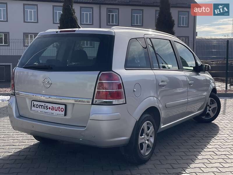 Мінівен Opel Zafira 2007 в Хмельницькому