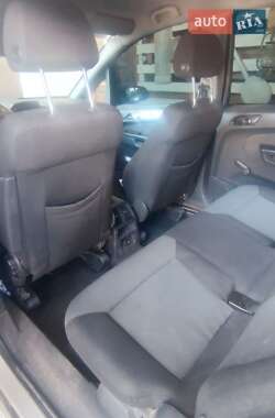 Минивэн Opel Zafira 2006 в 