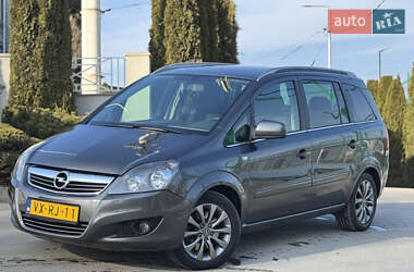 Минивэн Opel Zafira 2011 в Львове