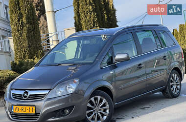 Минивэн Opel Zafira 2011 в Львове