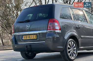 Минивэн Opel Zafira 2011 в Львове