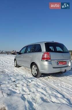 Минивэн Opel Zafira 2007 в Сумах