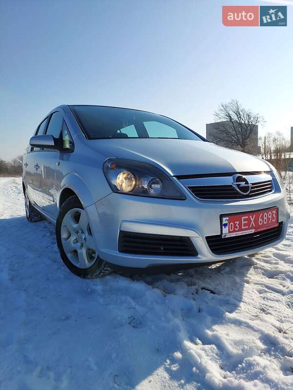 Минивэн Opel Zafira 2007 в Сумах