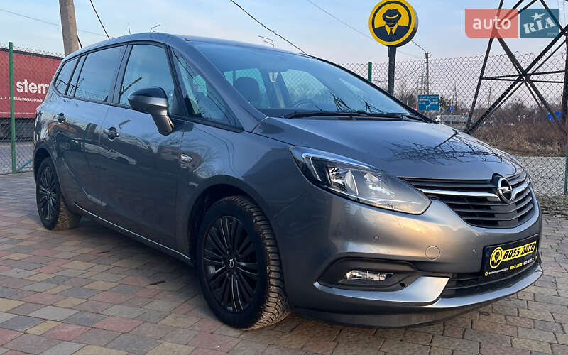Opel Zafira 2019