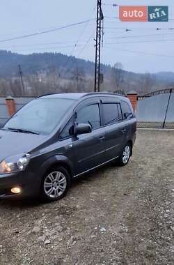 Минивэн Opel Zafira 2012 в Старом Самборе