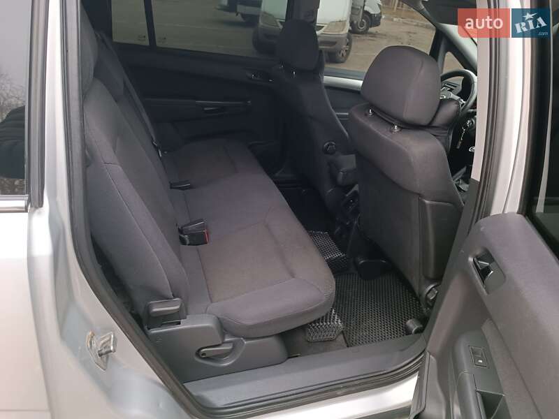 Мінівен Opel Zafira 2013 в Бердичеві
