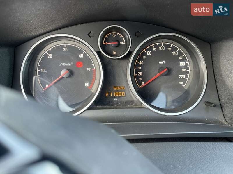 Мінівен Opel Zafira 2009 в Луцьку