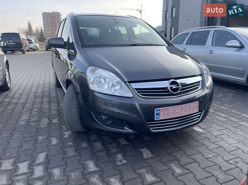 Мінівен Opel Zafira 2009 в Луцьку