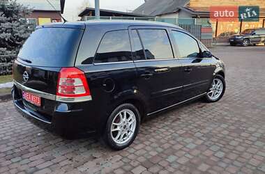 Мінівен Opel Zafira 2009 в Сарнах