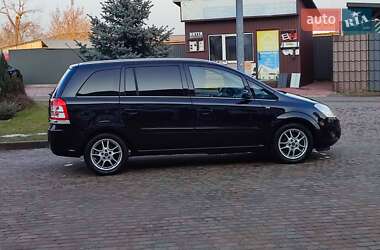 Мінівен Opel Zafira 2009 в Сарнах