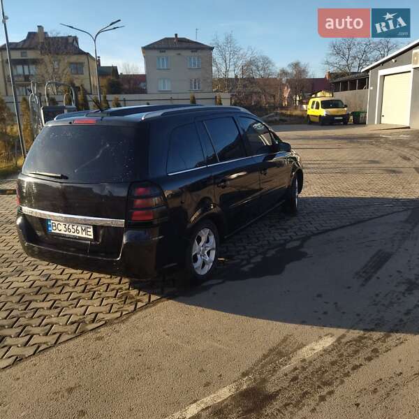 Мінівен Opel Zafira 2006 в Дрогобичі