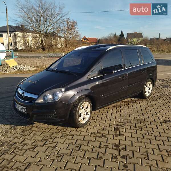 Мінівен Opel Zafira 2006 в Дрогобичі