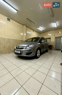 Мінівен Opel Zafira 2008 в Хмельницькому